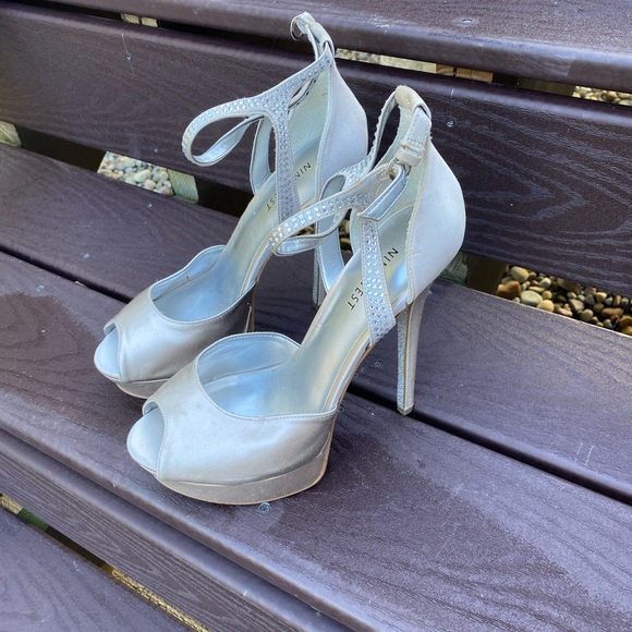 Nine West sparkly silver heels - Picture 4 of 6